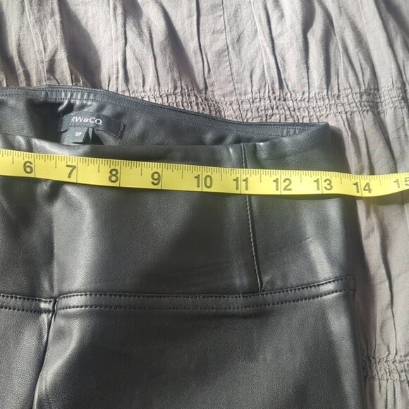 RW&CO. Black Faux Vegan pull on Leather Pants With Elastane - BNWOT - Picture 6 of 6